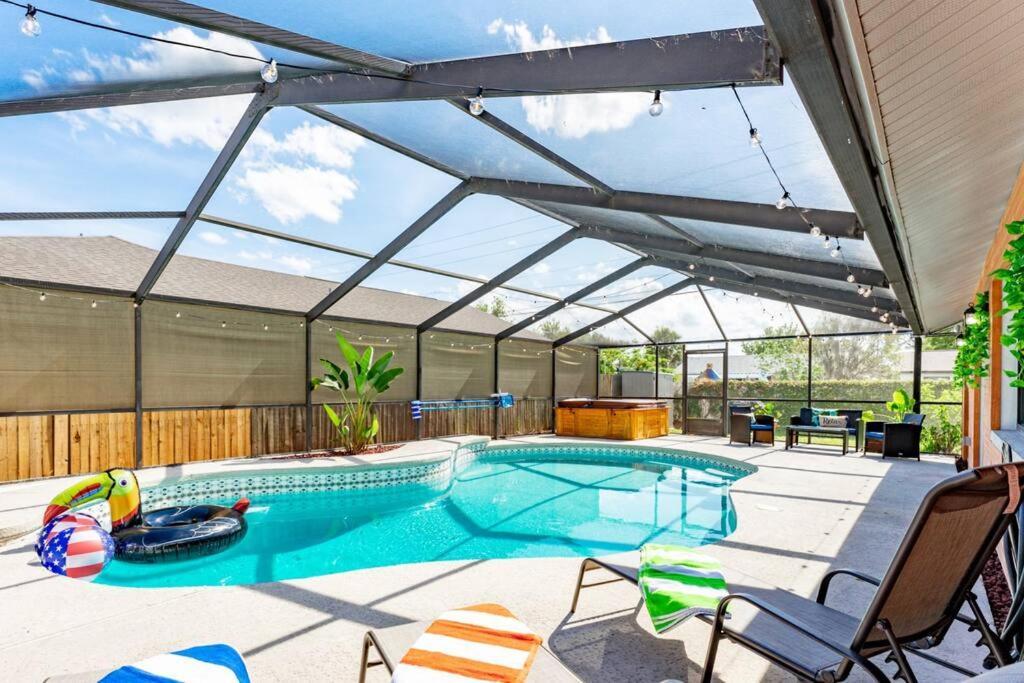 The Pelican/Pool/Hottub/Gameroom Brandon Dış mekan fotoğraf